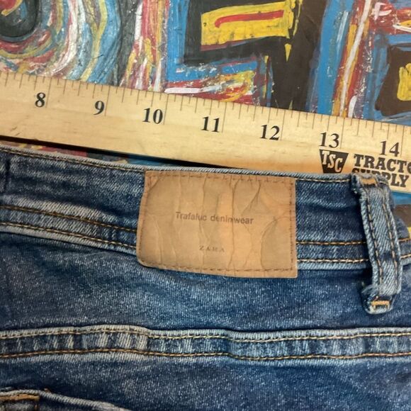 ZARA Trafaluc Soft comfy Distrssed Embroidered Butterfly Skinny Jeans 28 waist - Picture 9 of 15